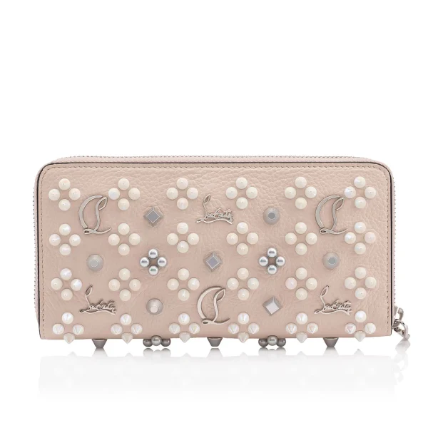 panettone_2-3.webp New Christian Louboutin Panettone Leche